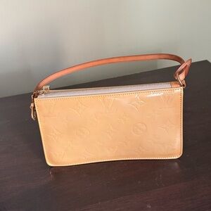 Louis Vuitton Vernis Gold Pochette